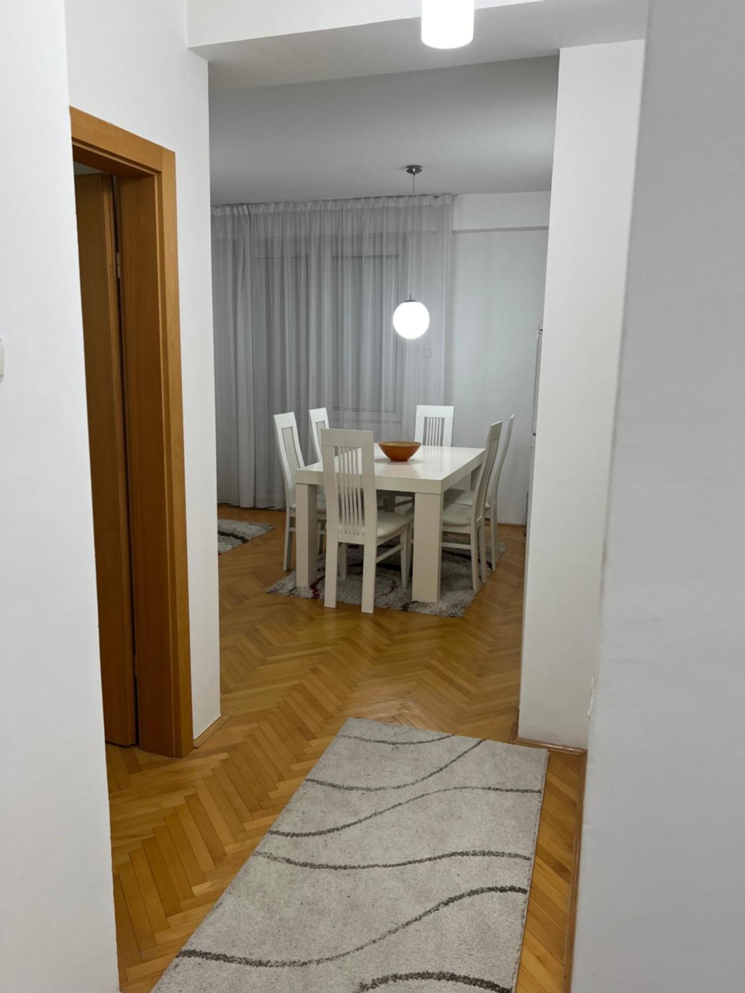 Karas Apartments Skopje Ngoại thất bức ảnh