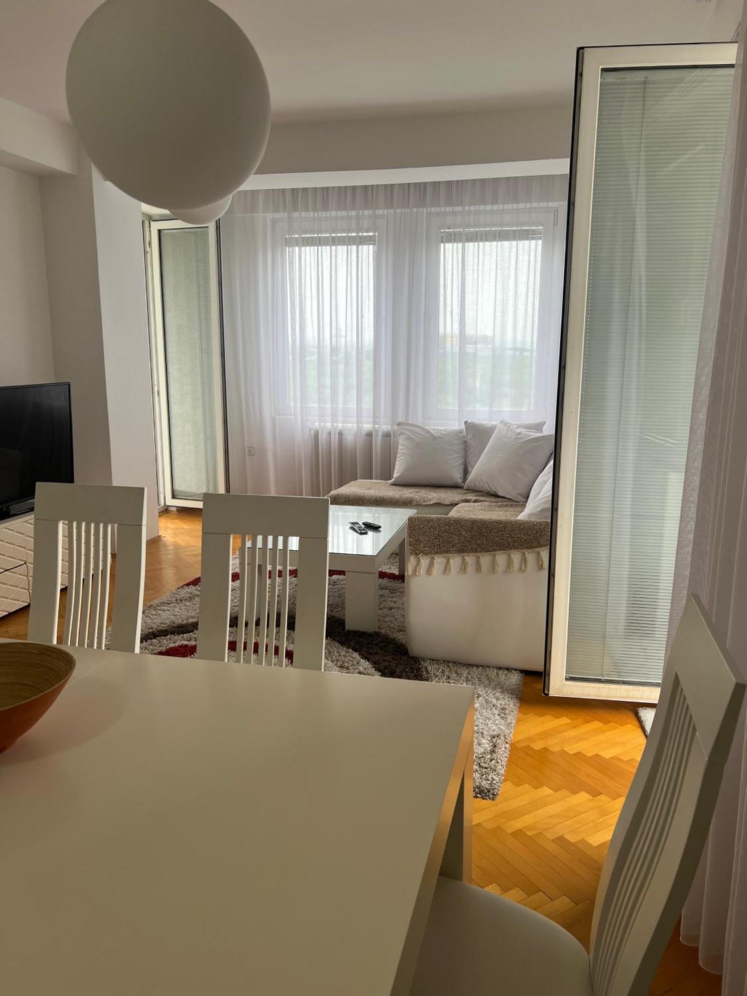 Karas Apartments Skopje Ngoại thất bức ảnh