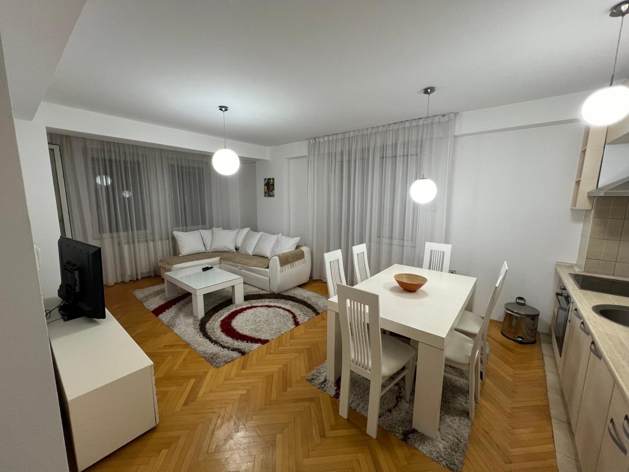 Karas Apartments Skopje Ngoại thất bức ảnh