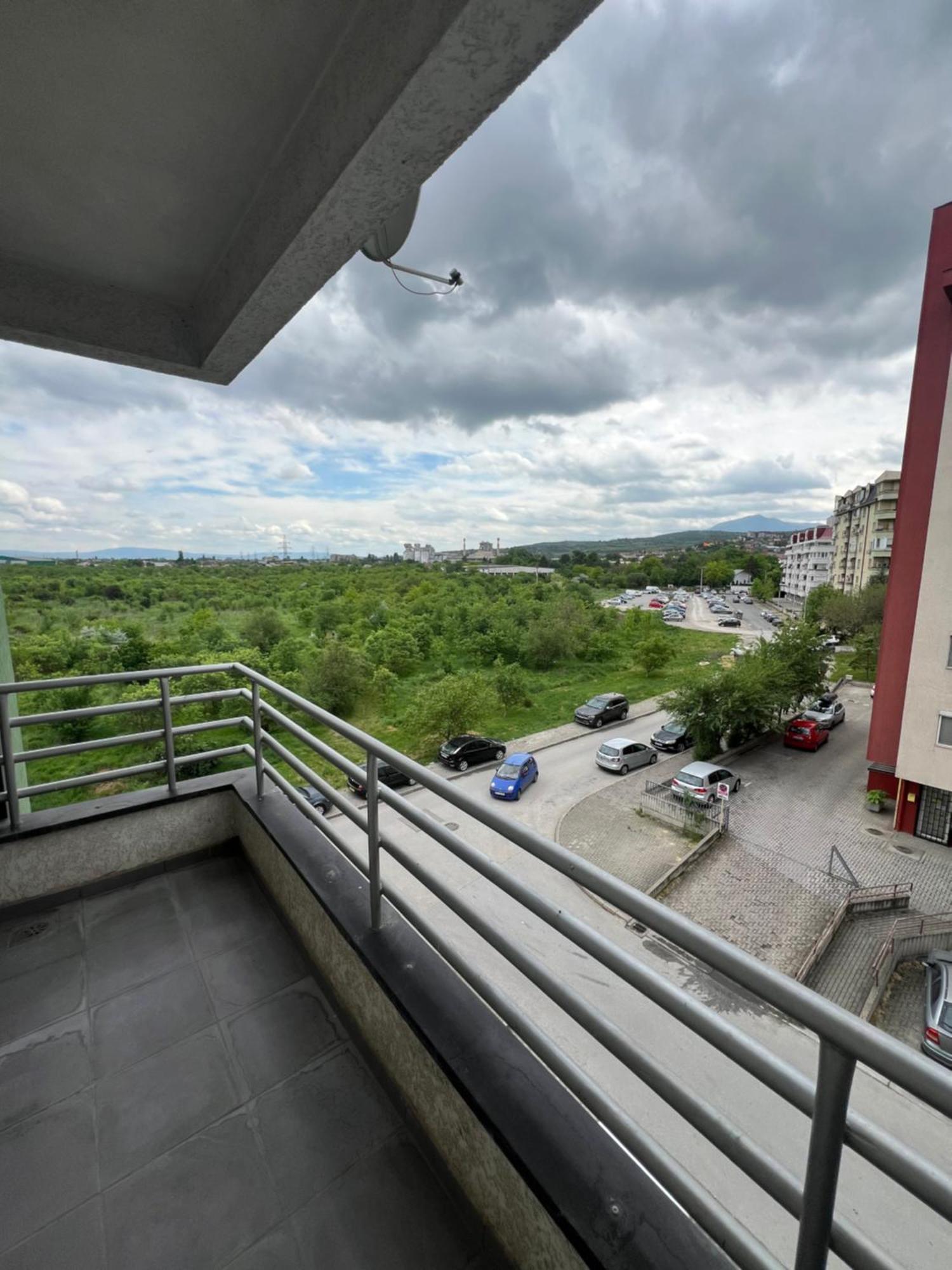 Karas Apartments Skopje Ngoại thất bức ảnh